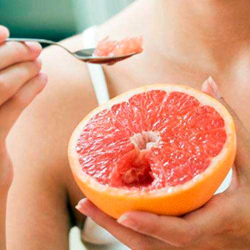 Grapefruit possui vitaminas essenciais para saúde da pele