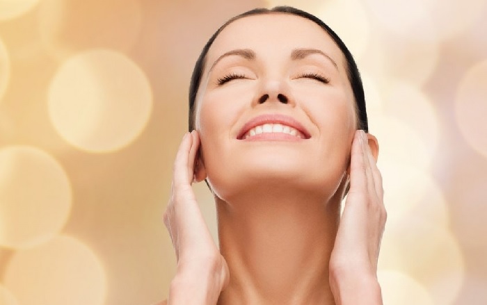 Saiba tudo sobre o ácido glicólico, ativo que rejuvenesce e minimiza as manchas na pele