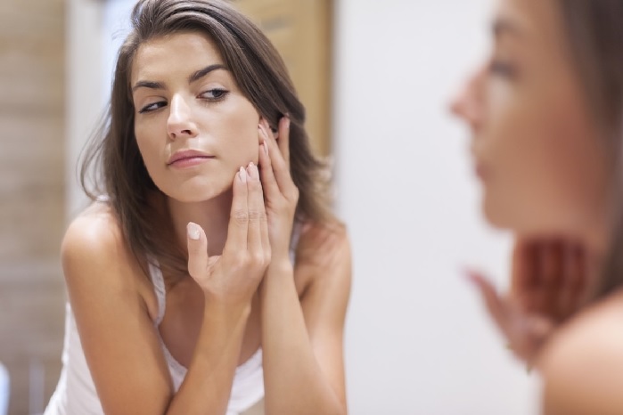 Dicas para não sentir mais dor quando estiver com as espinhas internas